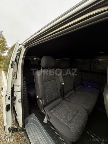 Mercedes  2010, 200,000 km - 2.1 л - Qax