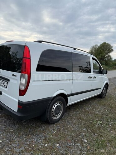Mercedes  2010, 200,000 km - 2.1 л - Qax