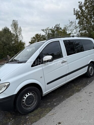 Mercedes  2010, 200,000 km - 2.1 л - Qax