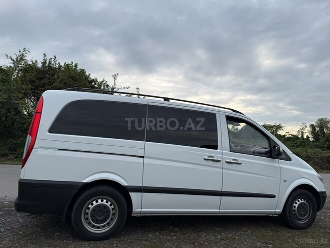 Mercedes  2010, 200,000 km - 2.1 л - Qax