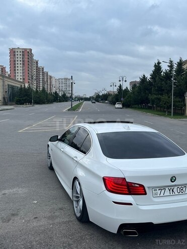 BMW 528 2015, 260,000 km - 2.0 l - Masallı