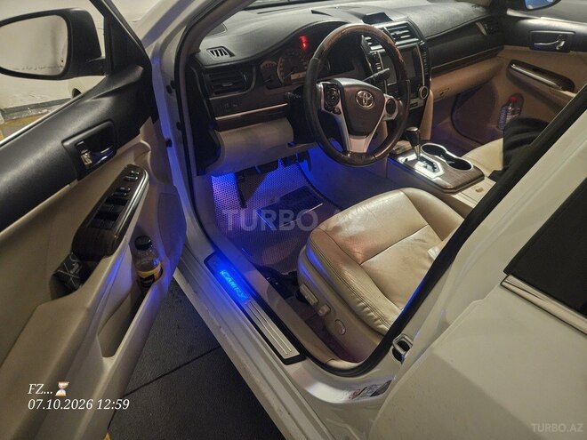 Toyota Camry 2013, 233,400 km - 2.5 l - Bakı