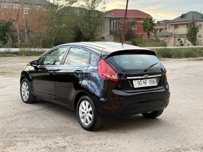 Ford Fiesta 2011, 140,000 km - 1.4 l - Bakı