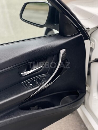 BMW 328 2014, 274,000 km - 2.0 л - Beyləqan