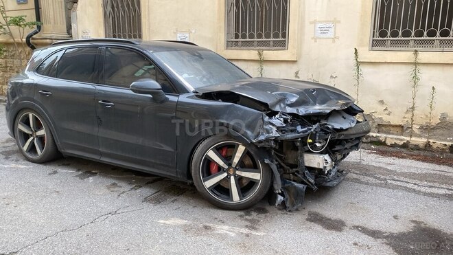 Porsche Cayenne GTS 2024, 55,000 km - 4.0 l - Bakı