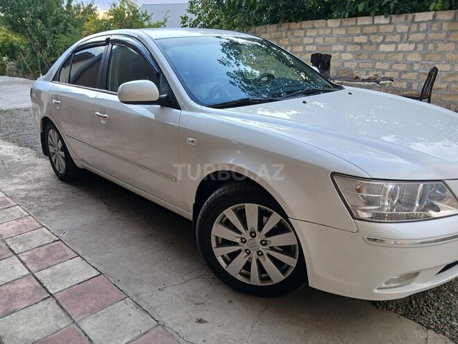 Hyundai Sonata 2009, 188,000 km - 2.4 l - Samux