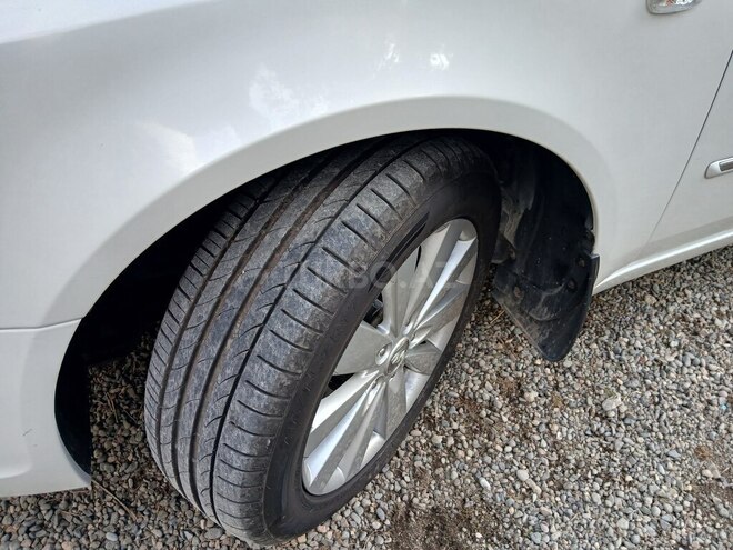 Hyundai Sonata 2009, 188,000 km - 2.4 l - Samux