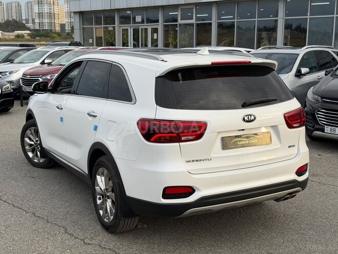 Kia Sorento 2018, 86,000 km - 2.0 l - Bakı