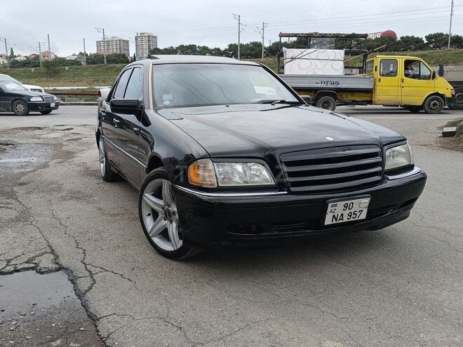 Mercedes C 230 1997, 328,147 km - 2.3 l - Bakı