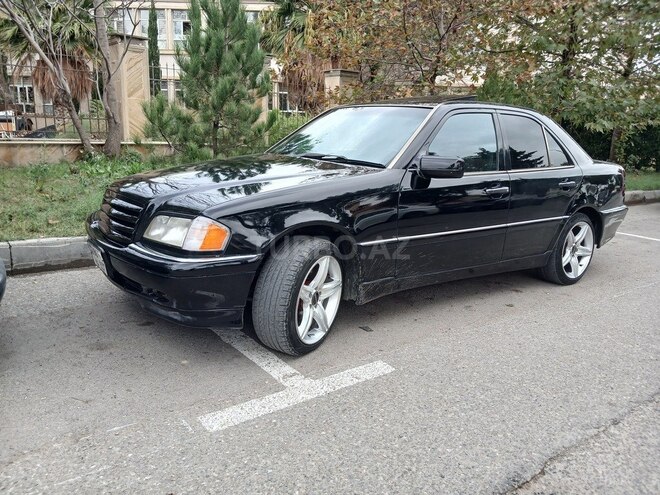 Mercedes C 230 1997, 328,147 km - 2.3 l - Bakı