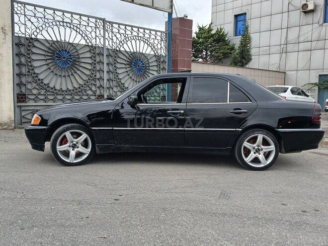 Mercedes C 230 1997, 328,147 km - 2.3 l - Bakı