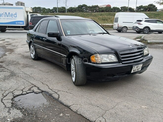 Mercedes C 230 1997, 328,147 km - 2.3 l - Bakı
