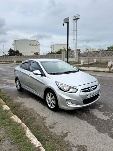 Hyundai Accent 2011, 288,000 km - 1.6 l - Bakı