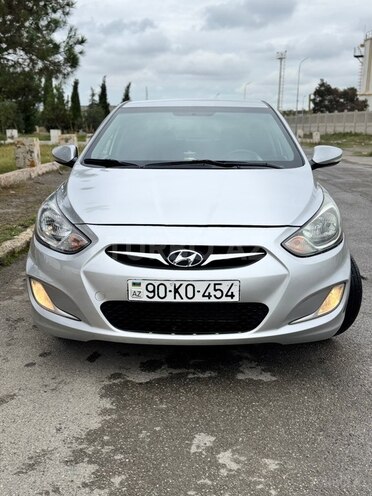 Hyundai Accent 2011, 288,000 km - 1.6 l - Bakı