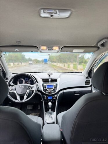 Hyundai Accent 2011, 288,000 km - 1.6 l - Bakı