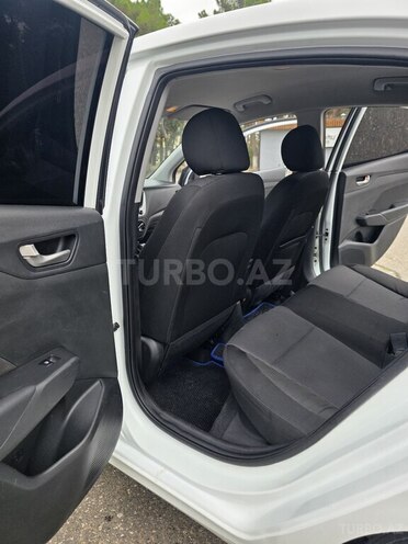 Hyundai Accent 2018, 162,145 km - 1.6 l - Sumqayıt