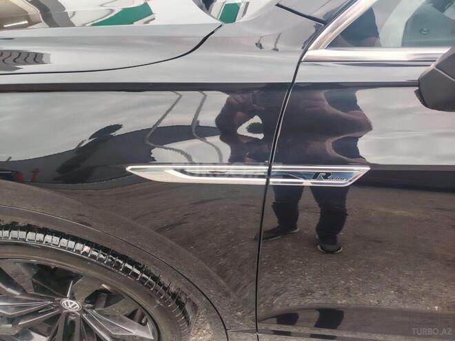 Volkswagen Touareg 2018, 201,000 km - 4.1 l - Bakı