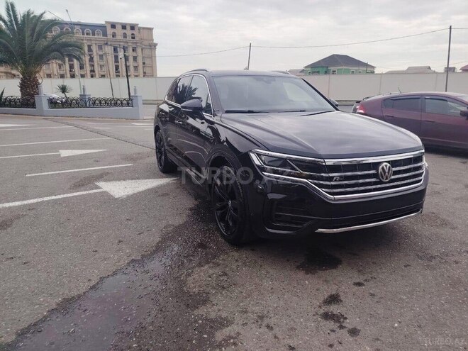 Volkswagen Touareg 2018, 201,000 km - 4.1 l - Bakı