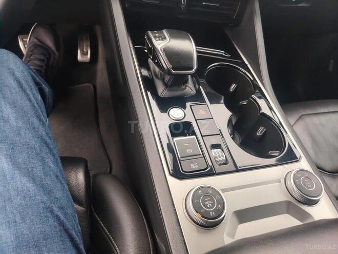 Volkswagen Touareg 2018, 201,000 km - 4.1 l - Bakı