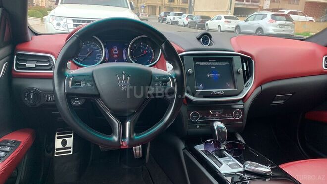 Maserati Ghibli 2016, 142,000 km - 3.0 l - Bakı