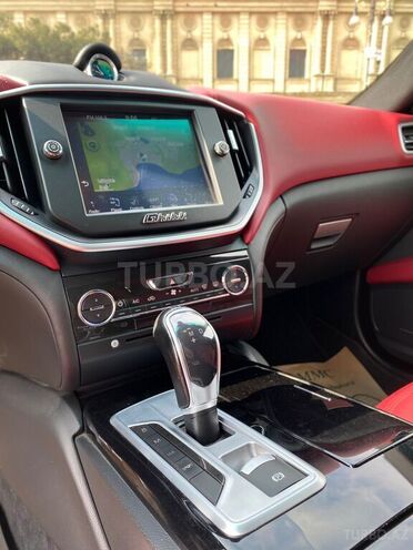 Maserati Ghibli 2016, 142,000 km - 3.0 l - Bakı
