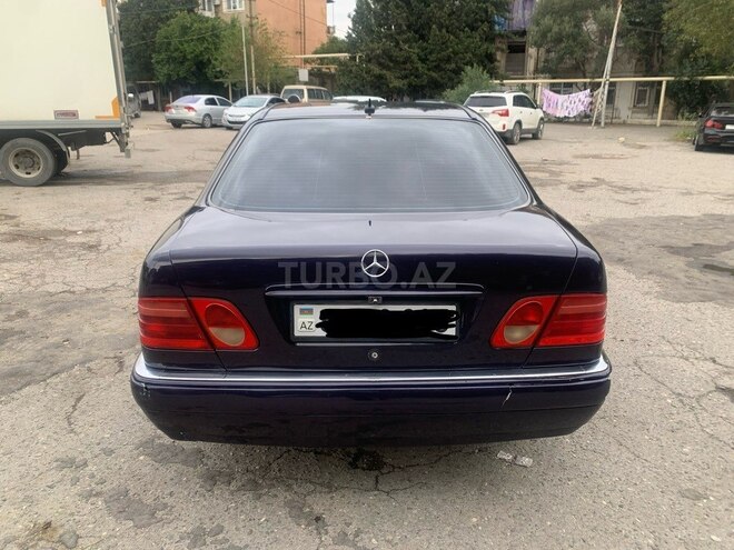 Mercedes E 200 1997, 326,000 km - 2.0 l - Bakı
