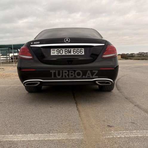 Mercedes E 300 2018, 186,500 km - 2.0 l - Bakı