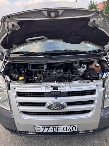 Ford Transit 2009, 231,382 km - 2.4 l - Xudat