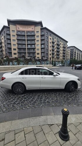 Mercedes E 220 d 2018, 218,011 km - 2.0 l - Bakı