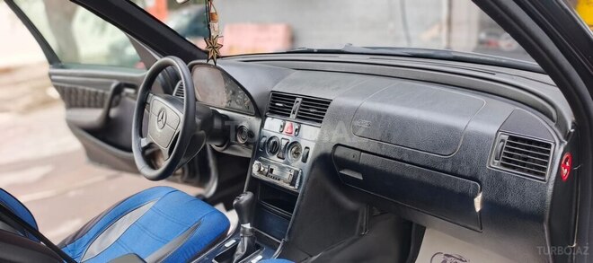 Mercedes C 220 1997, 500,000 km - 2.2 l - Sumqayıt