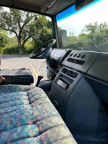 Mercedes Vario 1999, 650,000 km - 4.3 l - Qəbələ