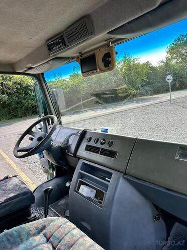 Mercedes Vario 1999, 650,000 km - 4.3 l - Qəbələ