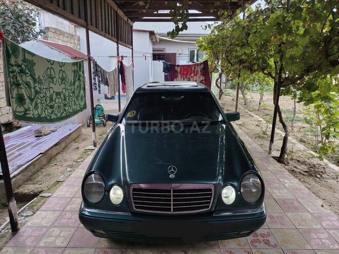 Mercedes E 220 1997, 499,900 km - 2.2 l - Bakı