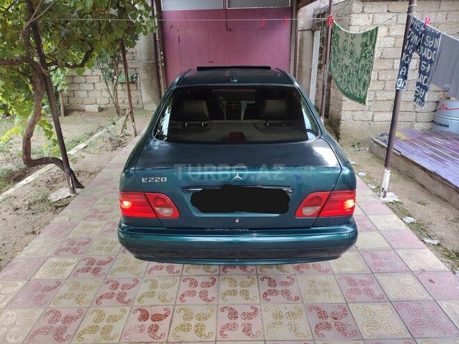 Mercedes E 220 1997, 499,900 km - 2.2 l - Bakı