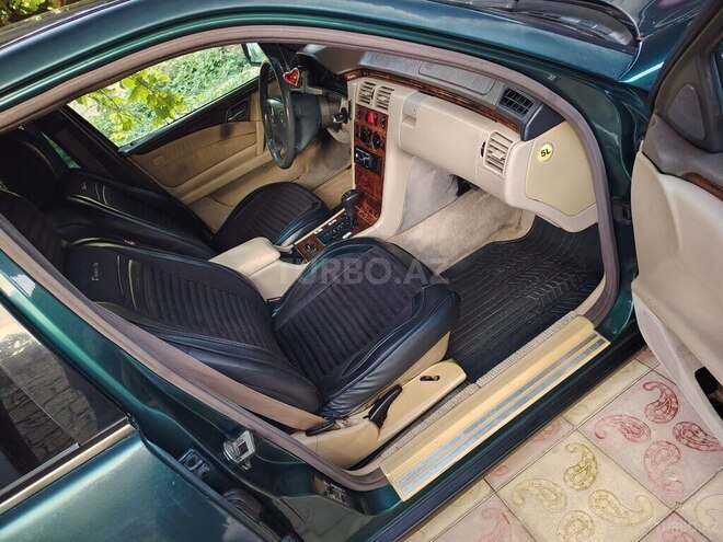 Mercedes E 220 1997, 499,900 km - 2.2 l - Bakı