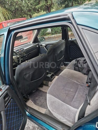 Opel Vectra 1995, 452,856 km - 2.0 l - Zaqatala