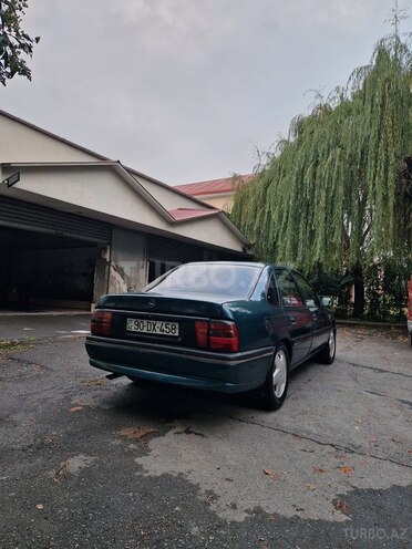 Opel Vectra 1995, 452,856 km - 2.0 l - Zaqatala