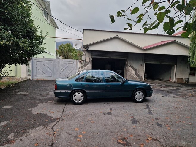 Opel Vectra 1995, 452,856 km - 2.0 l - Zaqatala