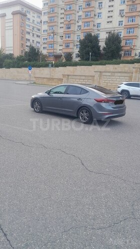 Hyundai Elantra 2018, 122,571 km - 2.0 l - Bakı
