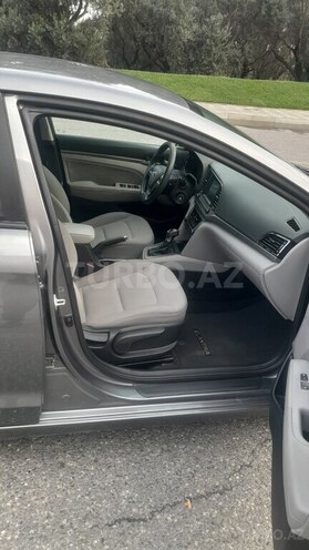 Hyundai Elantra 2018, 122,571 km - 2.0 l - Bakı