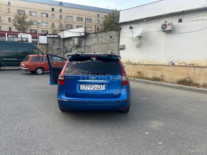 Hyundai i30 2008, 282,000 km - 1.6 л - Naftalan