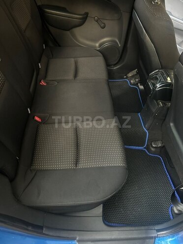 Hyundai i30 2008, 282,000 km - 1.6 л - Naftalan