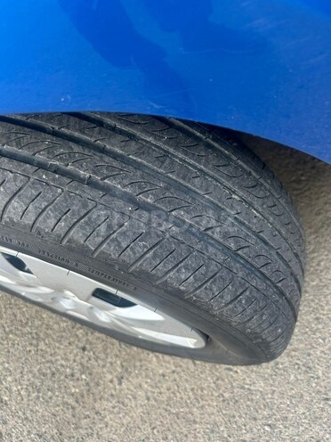 Hyundai i30 2008, 282,000 km - 1.6 л - Naftalan
