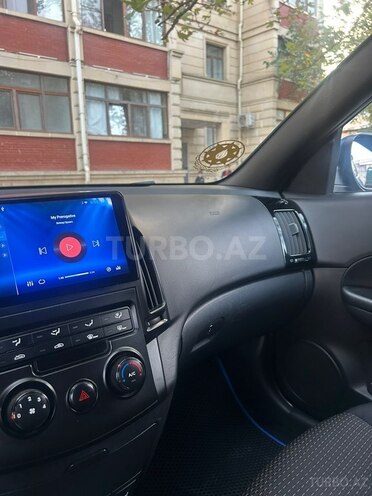 Hyundai i30 2008, 282,000 km - 1.6 л - Naftalan