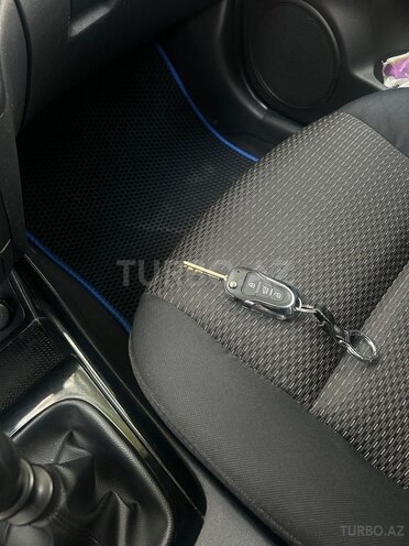 Hyundai i30 2008, 282,000 km - 1.6 л - Naftalan