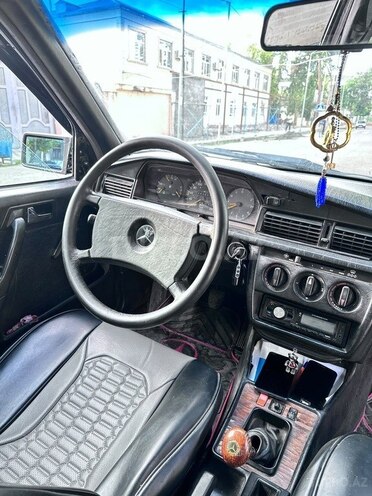 Mercedes 190 1992, 384,006 km - 2.0 л - Zərdab