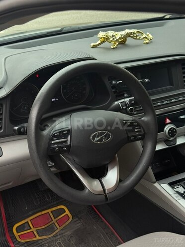 Hyundai Elantra 2018, 74,030 km - 2.0 l - Bakı