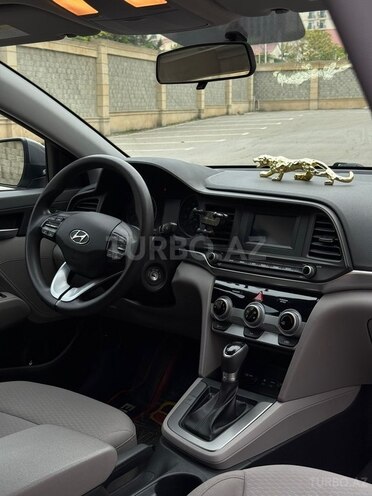 Hyundai Elantra 2018, 74,030 km - 2.0 l - Bakı