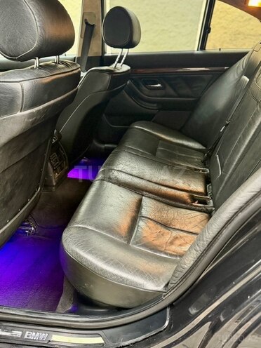 BMW 528 2000, 275,890 km - 2.8 l - Sumqayıt