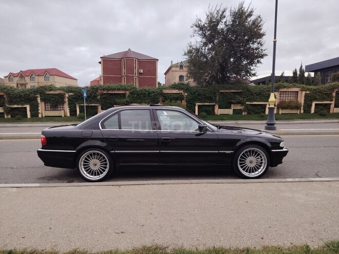 BMW 740 2001, 425,000 km - 4.4 l - Bakı